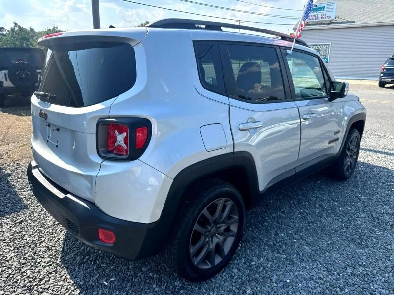 2016 Jeep Renegade - Image 5 of 12