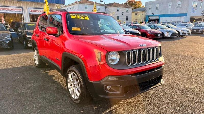 2016 Jeep Renegade - Image 2 of 12