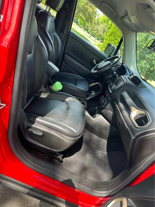 2016 Jeep Renegade - Image 8 of 15