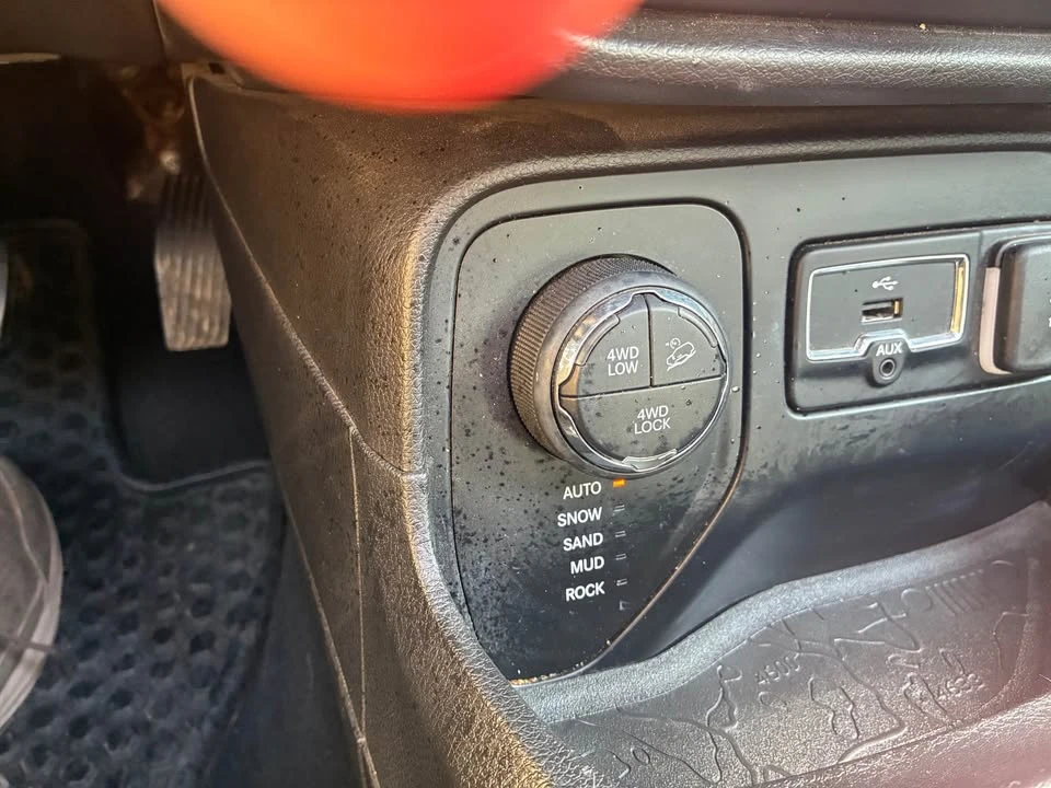 2016 Jeep Renegade - Image 13 of 14