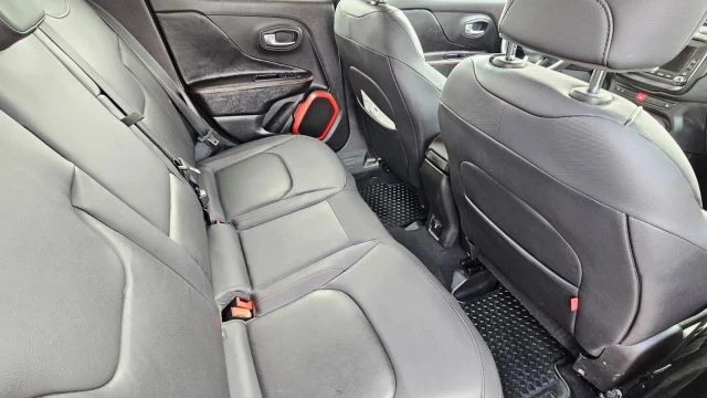 2016 Jeep Renegade - Image 13 of 21