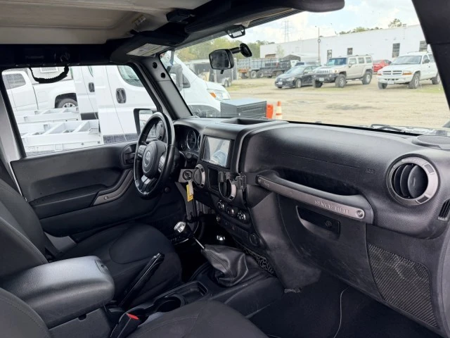 2016 Jeep Wrangler - Image 13 of 15