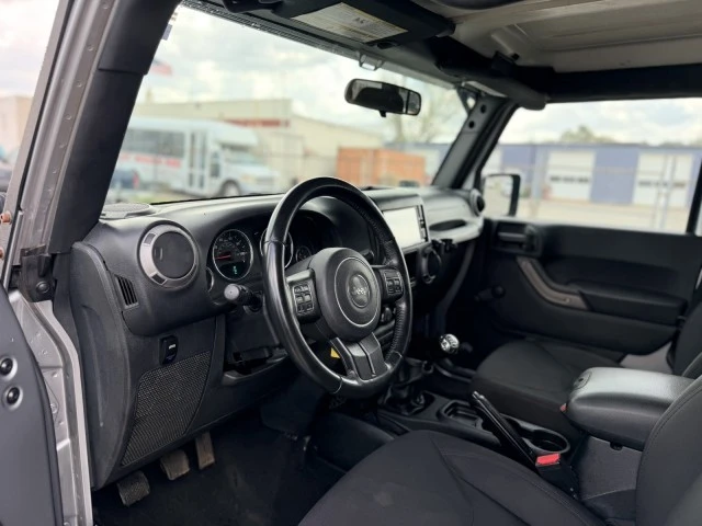 2016 Jeep Wrangler - Image 8 of 15