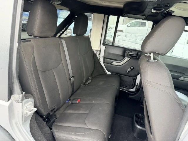 2016 Jeep Wrangler - Image 14 of 15