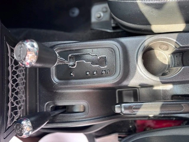2016 Jeep JK Wrangler - Image 16 of 17