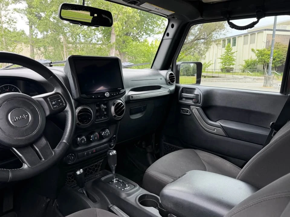 2016 Jeep Wagoneer - Image 9 of 14