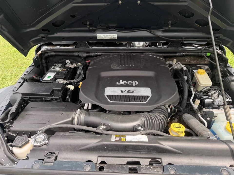 2016 Jeep JK Wrangler - Image 9 of 10