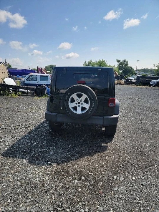 2016 Jeep JK Wrangler - Image 4 of 14