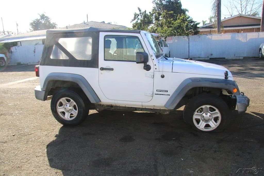 2016 Jeep JK Wrangler - Image 8 of 21