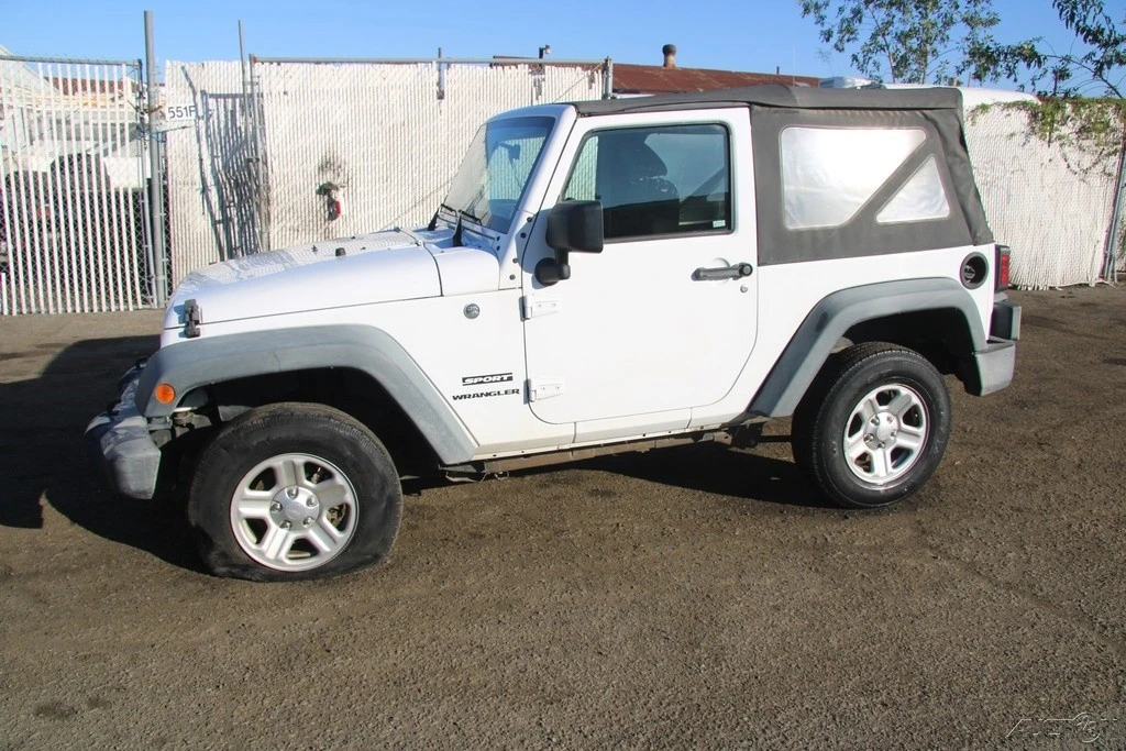 2016 Jeep JK Wrangler - Image 3 of 21