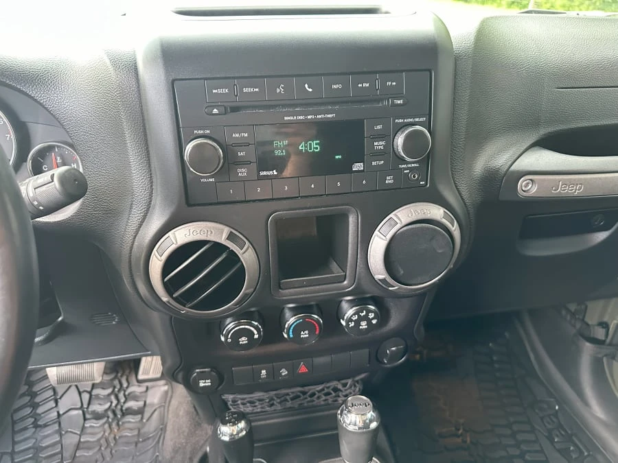 2016 Jeep JK Wrangler - Image 13 of 19