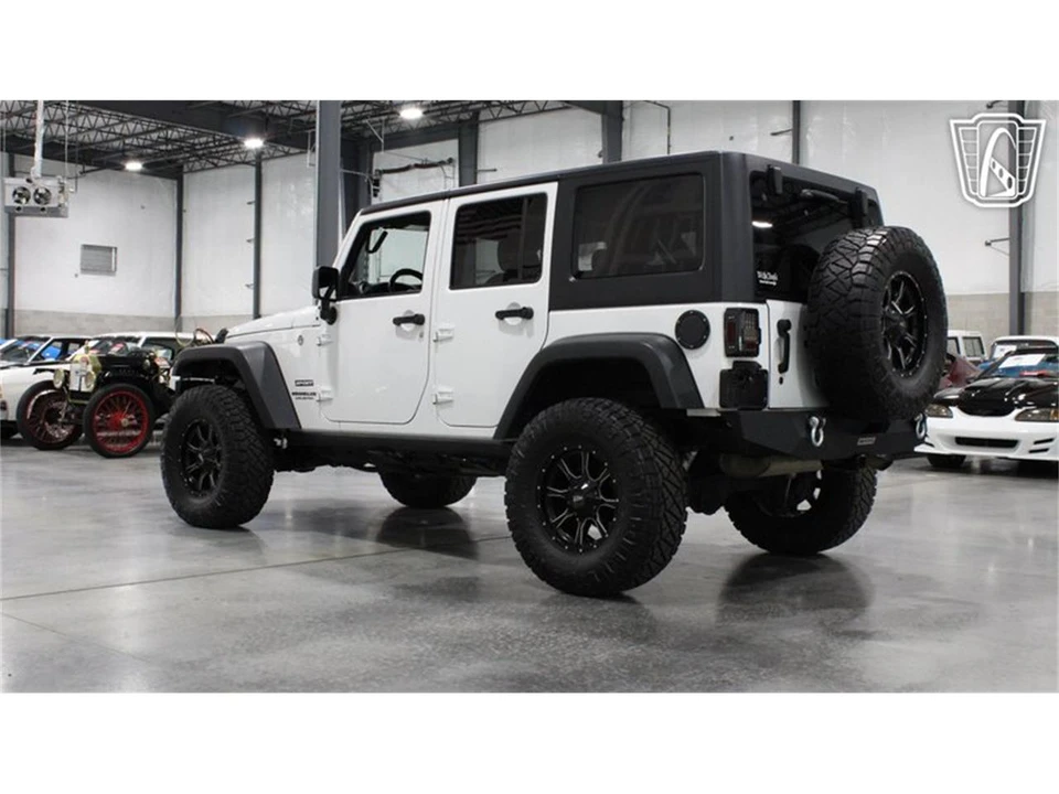2016 Jeep JK Wrangler - Image 18 of 31