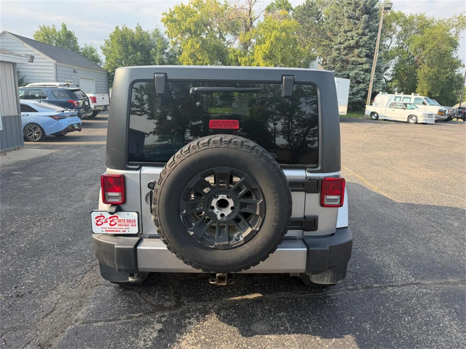 2016 Jeep JK Wrangler - Image 11 of 31