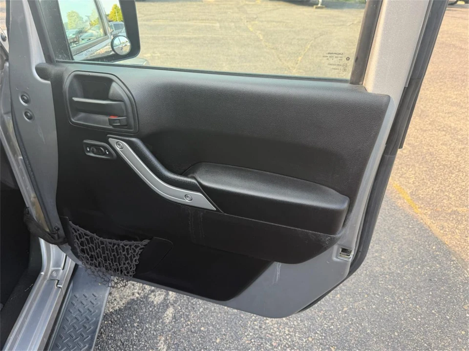 2016 Jeep JK Wrangler - Image 29 of 31