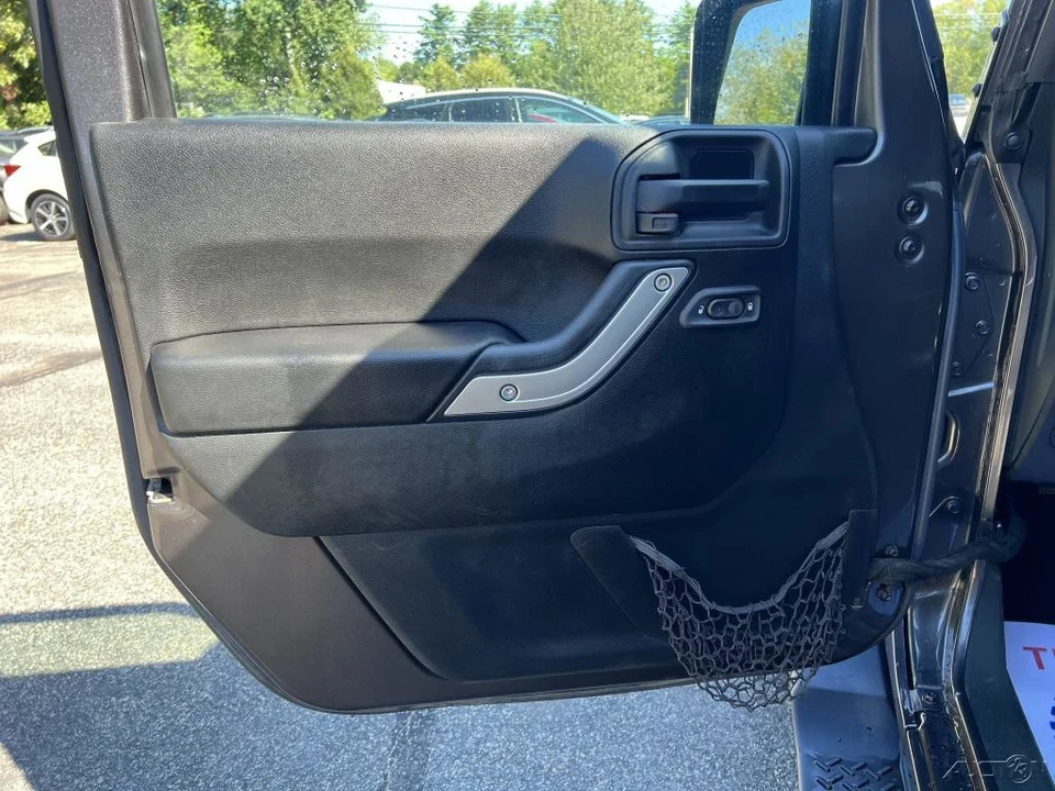 2016 Jeep JK Wrangler - Image 11 of 12