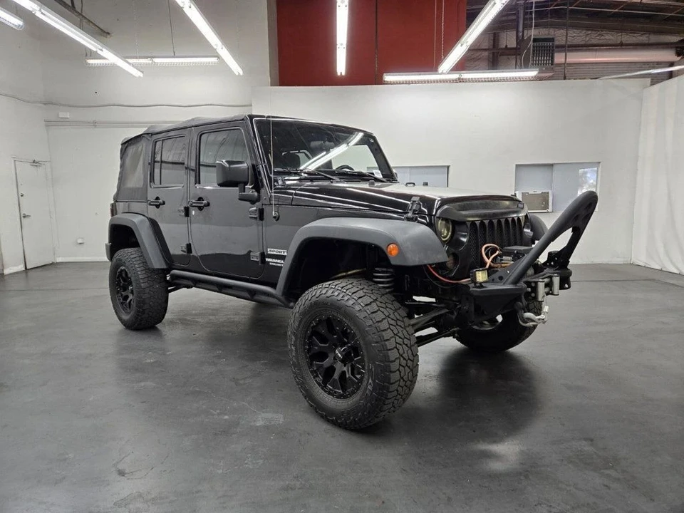 2016 Jeep JK Wrangler - Image 3 of 12