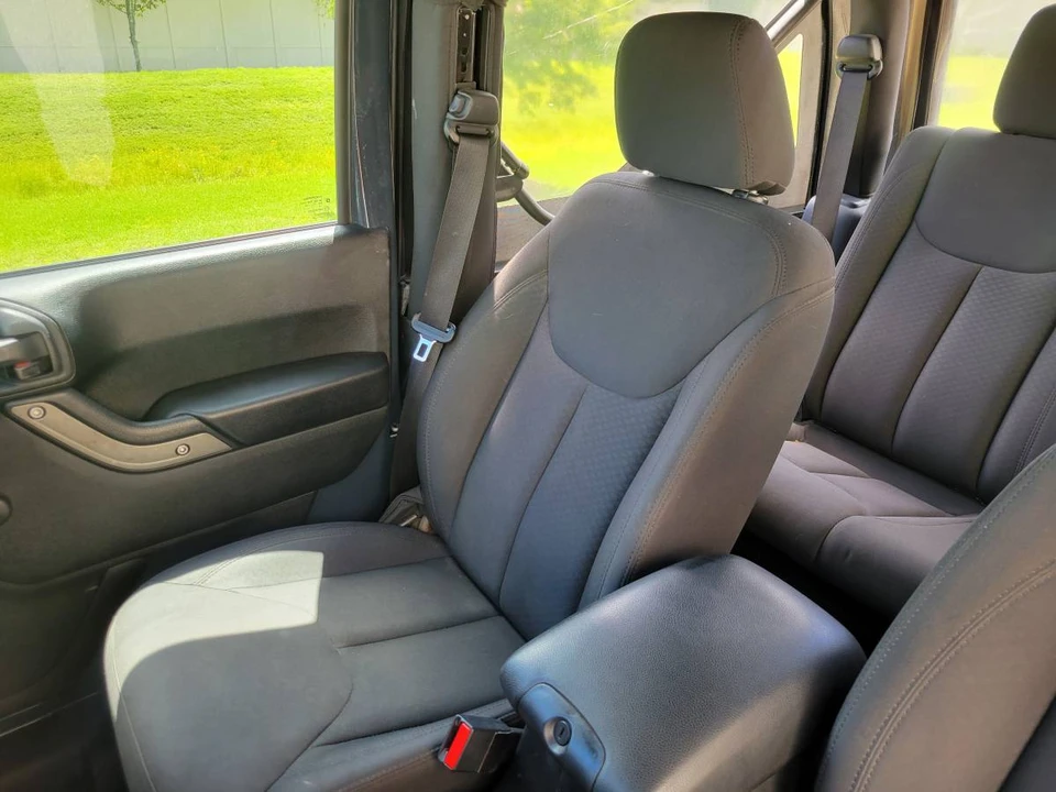 2016 Jeep JK Wrangler - Image 10 of 11