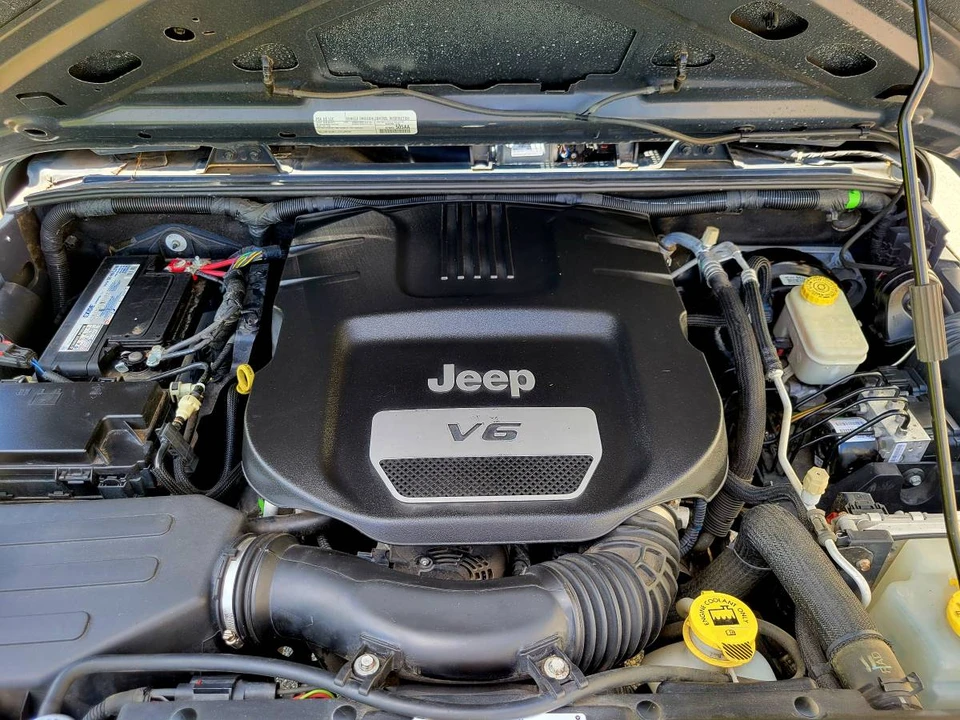 2016 Jeep JK Wrangler - Image 5 of 11