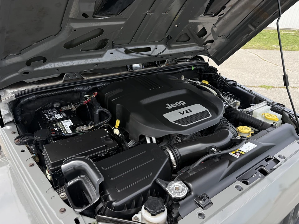 2016 Jeep JK Wrangler - Image 20 of 31
