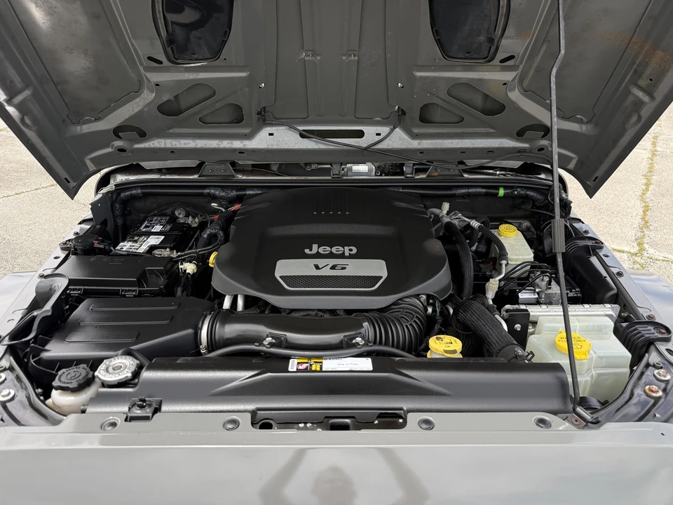 2016 Jeep JK Wrangler - Image 19 of 31