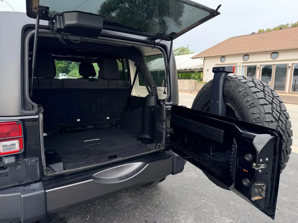 2016 Jeep JK Wrangler - Image 9 of 16