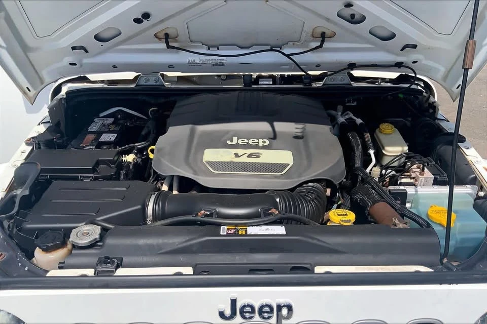 2016 Jeep JK Wrangler - Image 9 of 20
