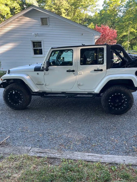 2016 Jeep JK Wrangler - Image 2 of 18