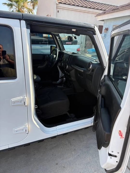 2016 Jeep JK Wrangler - Image 4 of 5