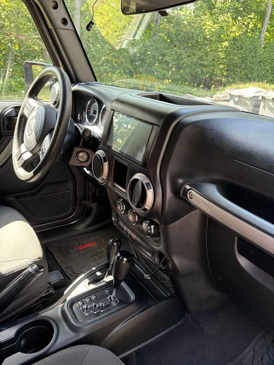 2016 Jeep JK Wrangler - Image 6 of 8