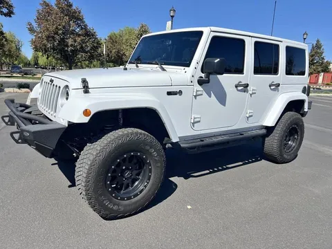 2016 Jeep Wrangler Unlimited Sahara
