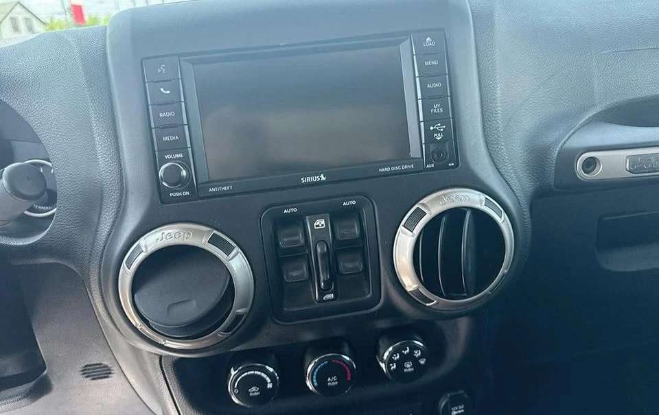 2016 Jeep JK Wrangler - Image 17 of 19