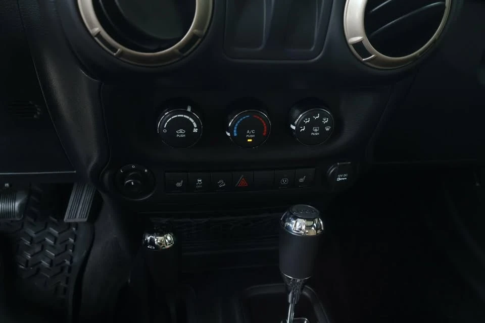 2016 Jeep JK Wrangler - Image 15 of 16