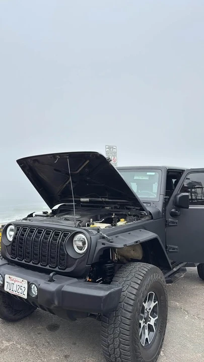 2016 Jeep JK Wrangler - Image 2 of 5