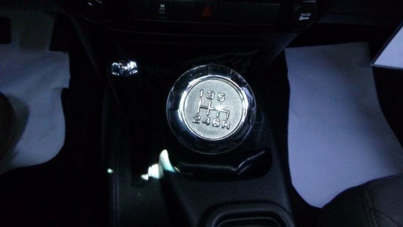 2016 Jeep JK Wrangler - Image 15 of 19