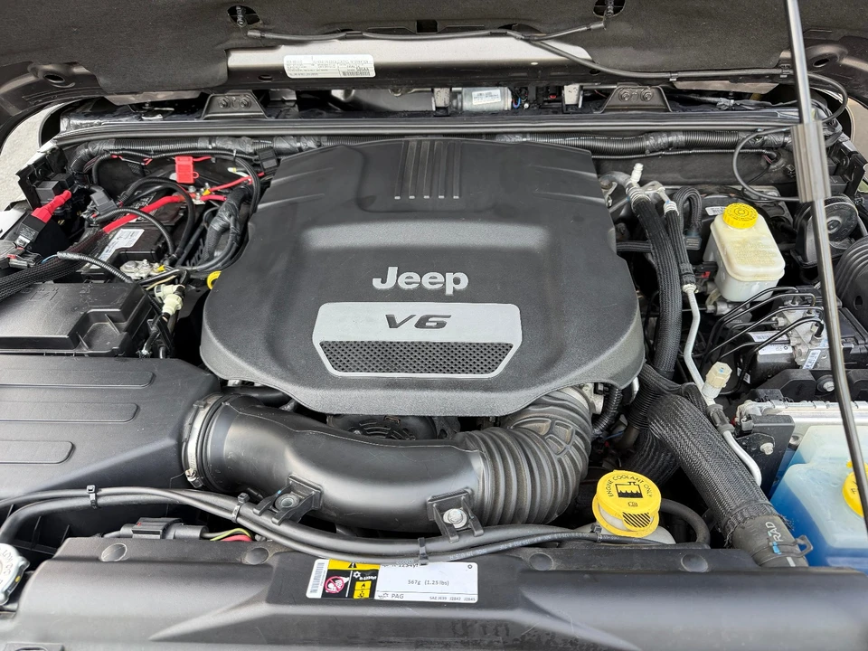 2016 Jeep JK Wrangler - Image 19 of 31