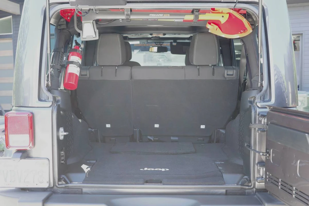 2016 Jeep JK Wrangler - Image 17 of 18