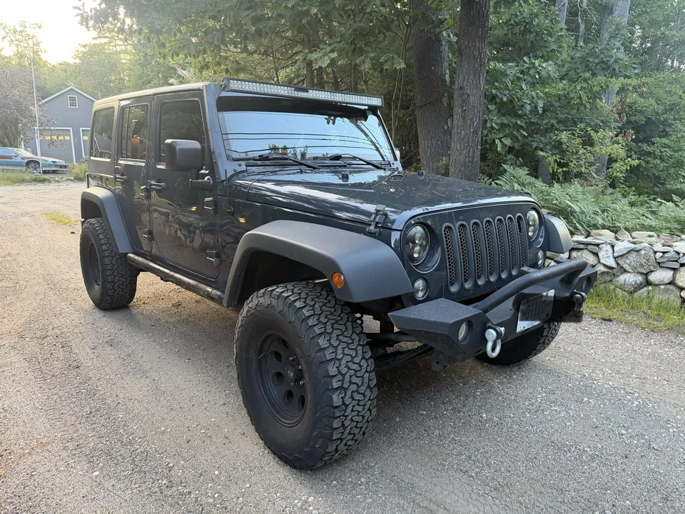 2016 Jeep JK Wrangler - Image 2 of 3
