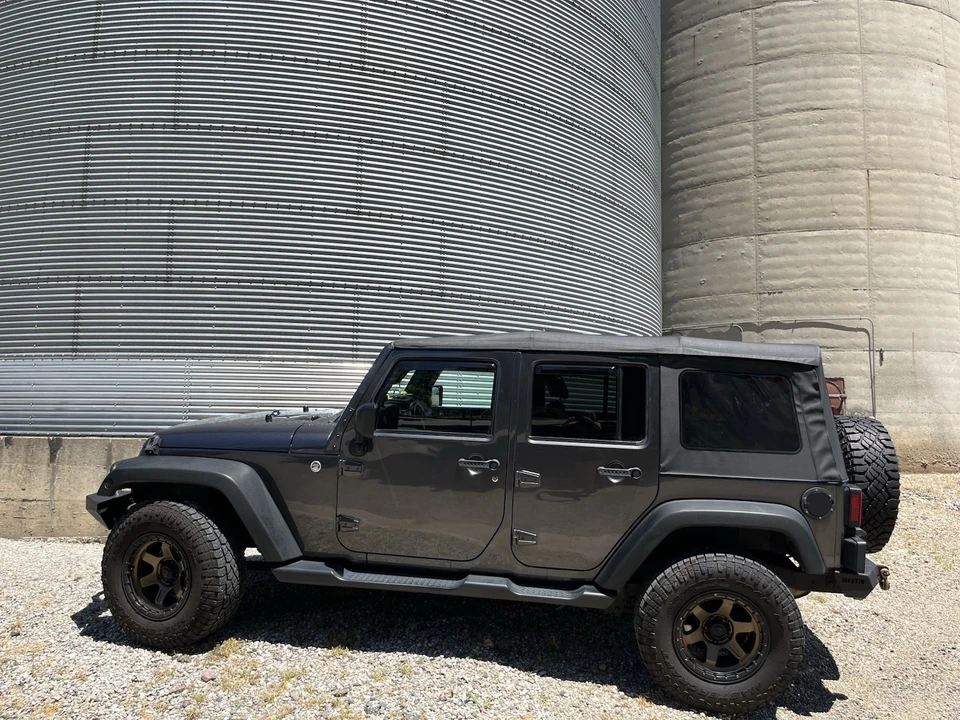 2016 Jeep JK Wrangler - Image 2 of 4