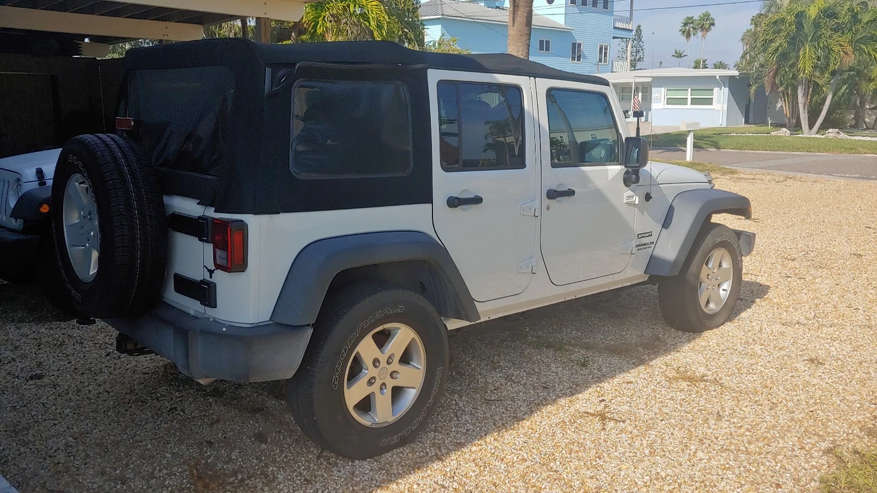 2016 Jeep JK Wrangler - Image 3 of 7