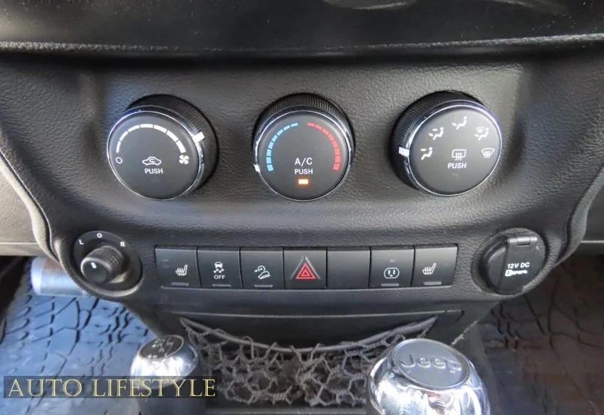 2016 Jeep JK Wrangler - Image 29 of 31