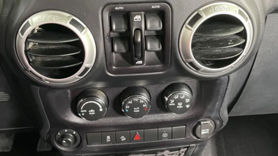 2016 Jeep JK Wrangler - Image 6 of 12