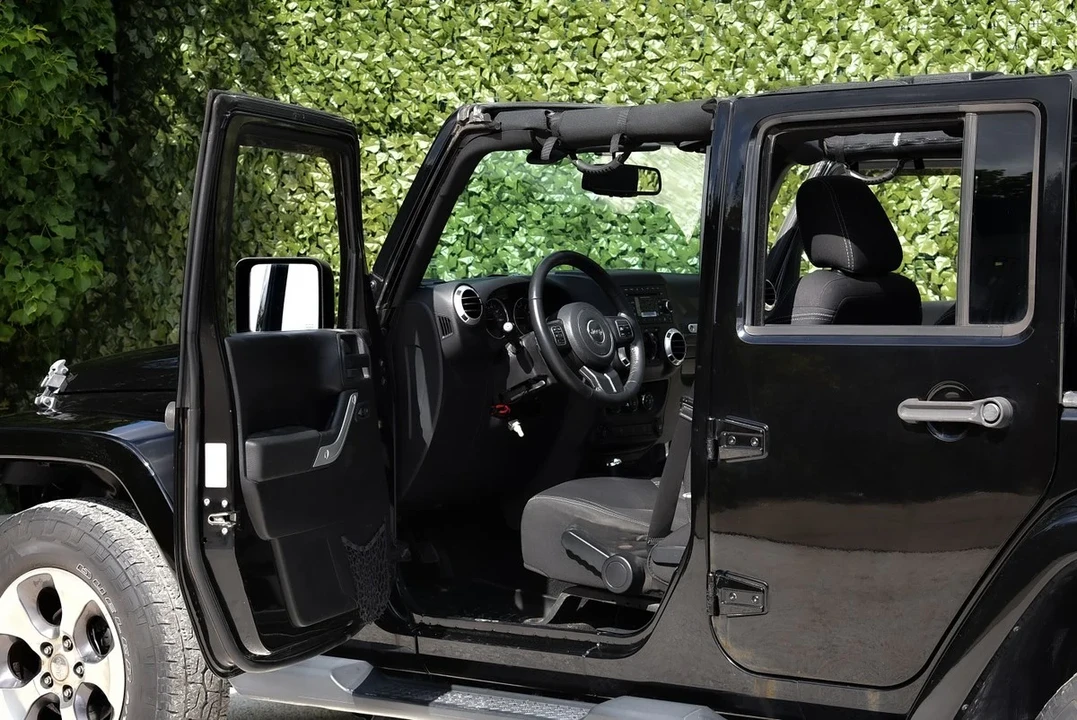 2016 Jeep JK Wrangler - Image 26 of 30