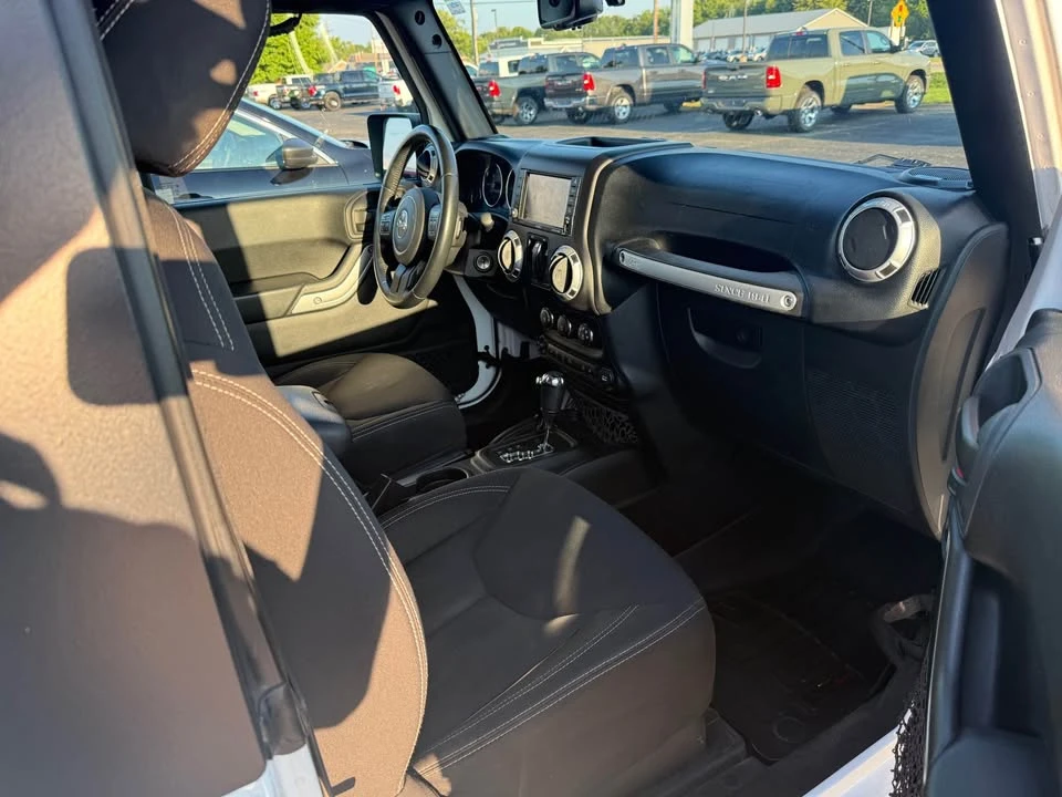 2016 Jeep JK Wrangler - Image 13 of 19