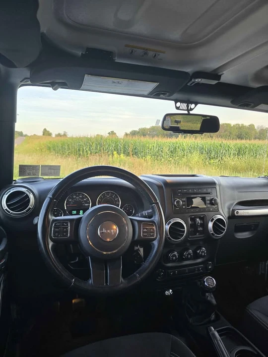 2016 Jeep JK Wrangler - Image 15 of 17