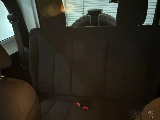 2016 Jeep JK Wrangler - Image 15 of 18