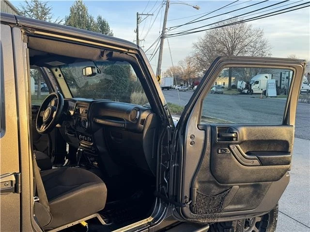 2016 Jeep JK Wrangler - Image 14 of 31