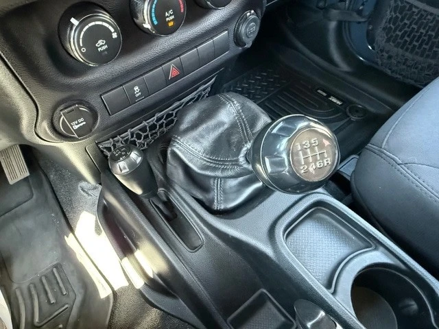 2016 Jeep JK Wrangler - Image 20 of 21