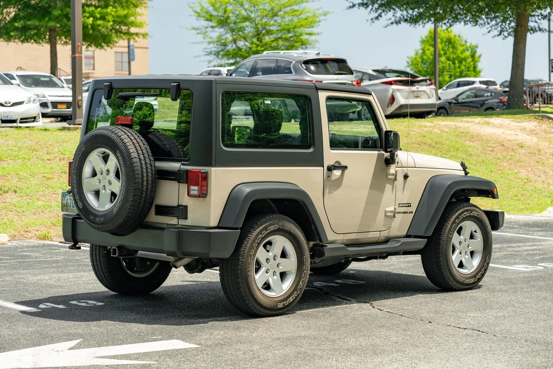 2016 Jeep JK Wrangler - Image 8 of 31