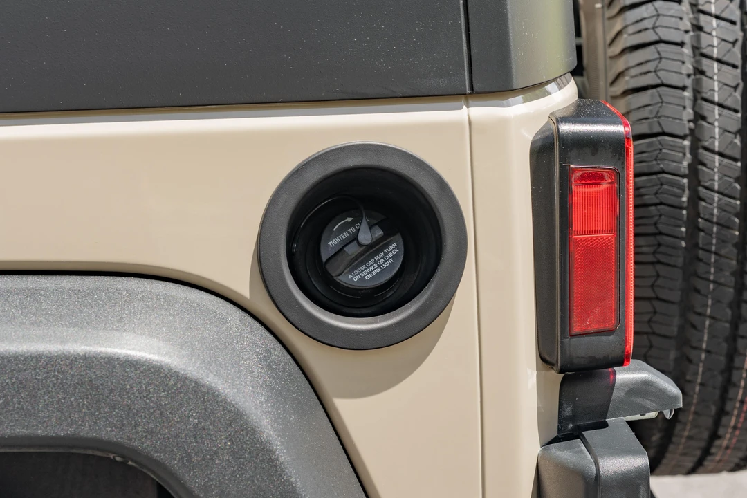 2016 Jeep JK Wrangler - Image 24 of 31