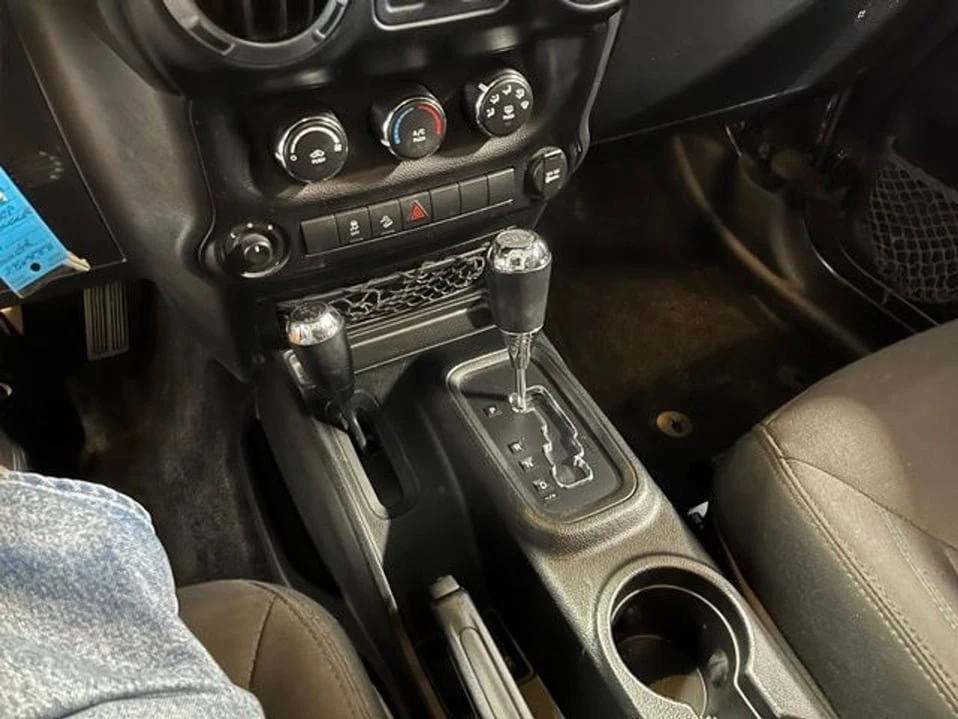 2016 Jeep JK Wrangler - Image 19 of 20